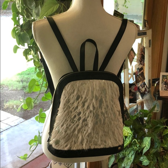 Carolina Crowley Corcega Leather Backpack NWT! - Picture 8 of 11